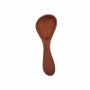 Vista superior de cuchara de madera nativa de raulí de 28.5 cm con diseño curvo ergonómico y cuenco amplio.
