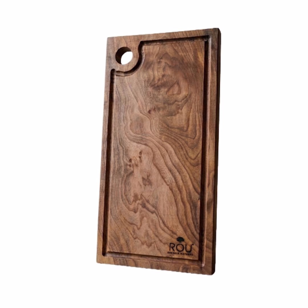 Tabla multiuso de madera nativa de 50 cm para asados y picoteos.